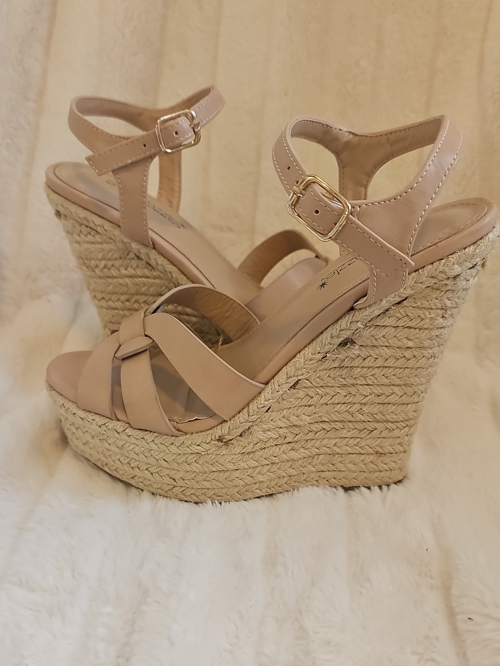 Shoe Dazzle Tan Knot Espadrille Wedge Sandals